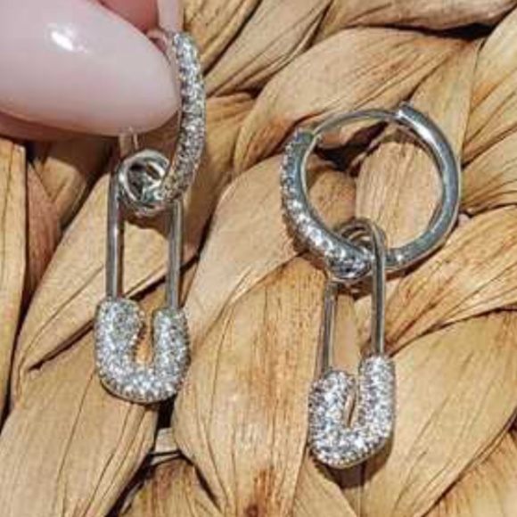 Luxe Cubic Zirconia Hoop Earrings - Picture 1 of 7